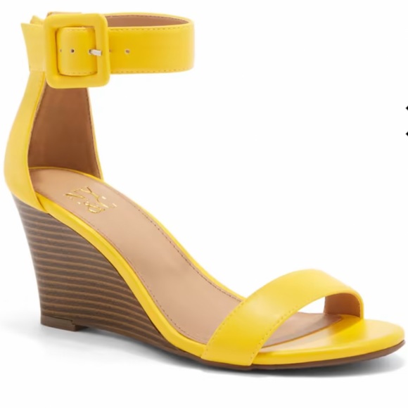New York & Company Wedges - Picture 1 of 9
